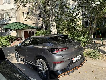 jeely coolray: Changan Uni-T: 2021 г., 1.5 л, Вариатор, Бензин, Купе — 6