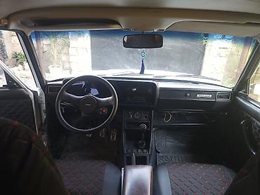 celiloglu elaqe nomresi: VAZ 2107, ağ rəng, sedan gövdə. Xüsusiyyətlər: - Klassik “07” — 8