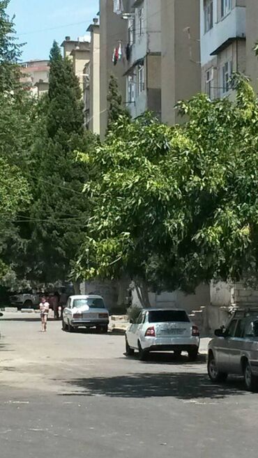 Köhnə tikili: Bakı, 3 otaqlı, Köhnə tikili, m. Həzi Aslanov, 55 kv. m — 27