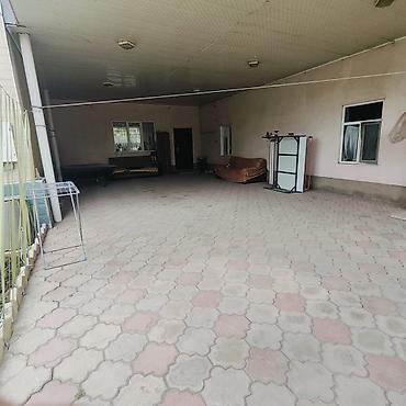 Үйлөрдү сатуу: 6 бөлмө жана андан көп, 203 м², 5 соток, Бишкек, Чиркөө Менчик ээси — 5