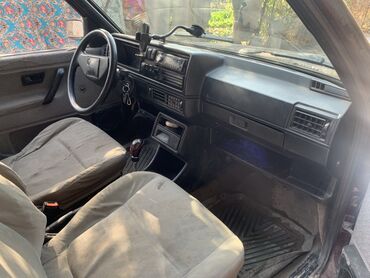 крыло марк 2: Volkswagen Golf: 1990 г., 1.3 л, Механика, Бензин, Хэтчбэк