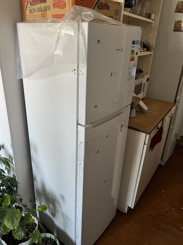 Холодильники: Продам холодильники!! Все рабочие, покупали летом, использовали мало — 3