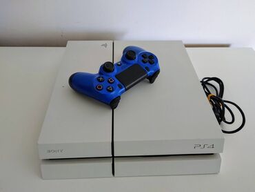 resident evil ps3: Sony Playstation 4, od 500 mb, u perfektnom stanju, malo je korišćena