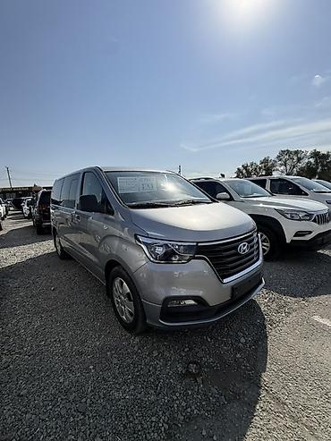 Продажа авто: Hyundai Grand Starex: 2019 г., 2.4 л, Автомат, Газ, Бус — 2