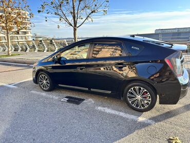 Toyota: Toyota Prius hibrid hetçbek Avtomobil taksidə istifadə — 11