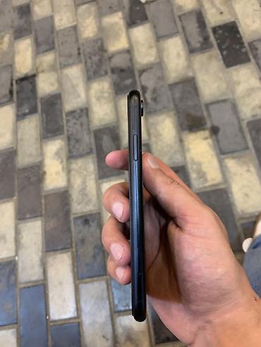 iphone x plus: IPhone Xr, Qara, Face ID — 4