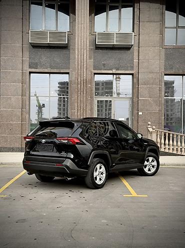 Toyota: Toyota RAV4: 2020 г., 2.5 л, Вариатор, Гибрид, Кроссовер — 3
