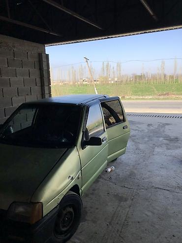 Другие автомобили: Компактный городской хэтчбек 3‑дверный, светло‑зеленый цвет кузова — 2