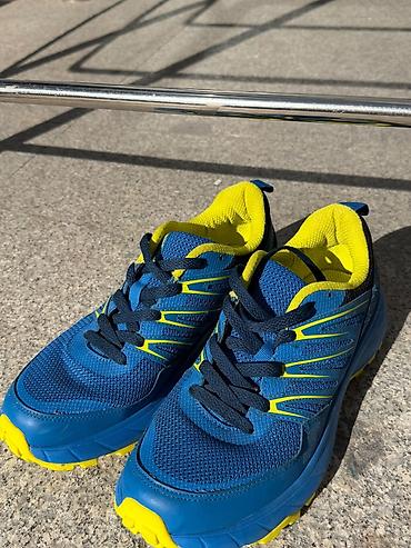 бу кроссовки: 👟 Кроссовки в продаже! 📏 Размер: 41 ✨ Надевали всего 3–4 раза. 💙 — 2