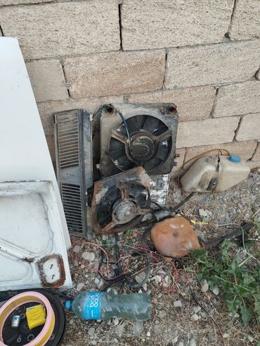 Digər avtomobil ehtiyat hissələri: 99sokulub kimə nəyi laxdsa desin 09 və 015və014 gedir — 4