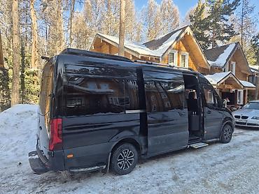 Пассажирский бус на заказ: VIP салон 
Бус на заказ — 18