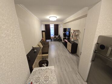 Uzunmüddətli kirayə mənzillər: 2 otaqlı mənzil – zövqlə dizayn olunmuş giriş holu və səliqəli sanitar — 7