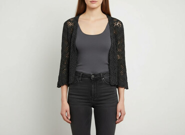 ażurowy sweter na szydełku: Women`s knitwear, size One size
