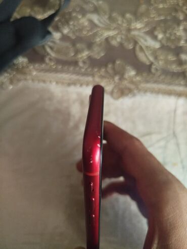 Apple iPhone: IPhone Xr, 128 GB, Qırmızı, Face ID — 5