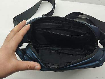 İdman çantaları: Calvin Klein kəmər/çiyin çantası – tünd mavi - Minimalist dizayn, ön — 4