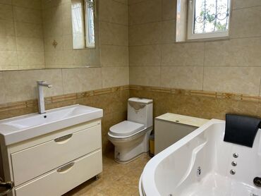 Офисы: Продаю Офис 360 м², С ремонтом, Без мебели, Частный дом, 1 этаж at lalafo.kg — 15 Офисы: Продаю Офис 360 м², С ремонтом, Без мебели, Частный дом, 1 этаж — 15