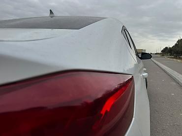 alpine yag: Hyundai Elantra: 2 l | 2018 il Sedan — 9
