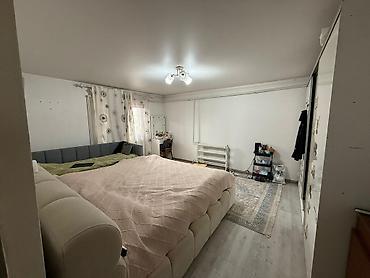 Продажа коттеджей и домов: Продаю или меняю двухэтажный дом в Маевке, 5 комнат+ кухня, две — 6