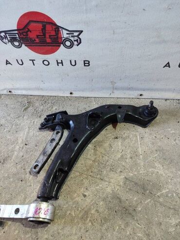 подвесной подшибник: Рычаг подвески NISSAN Primera 2003 (б/у)