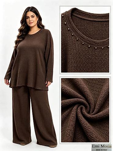 Kompleti: 10. Komplet za punije
2XL 3XL 4XL 5XL
Cena : 3.200 dinara H — 5