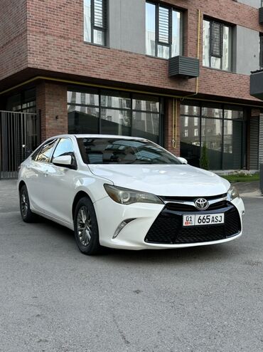 Toyota: Toyota Camry: 2018 г., 2.5 л, Автомат, Бензин, Седан