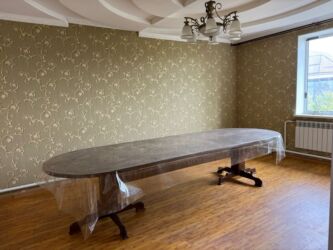 Долгосрочная аренда домов: Сдаётся 2 этажный дом в городе Манас. на долгий срок. Дом полностью — 9