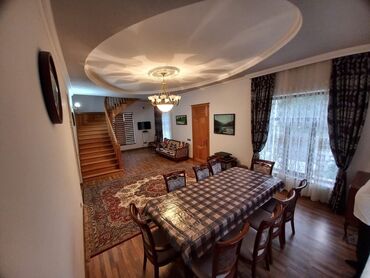 Günlük kirayə evlər: 200 kv. m, 5 otaqlı, Artezian quyusu, Kanalizasiya, Kombi — 11