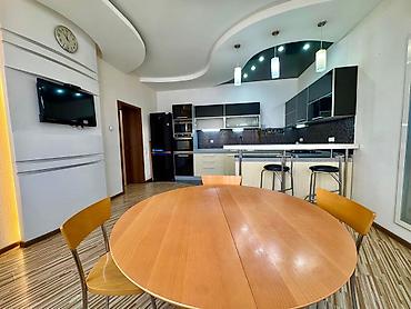 Продажа коттеджей и домов: Продаётся двухэтажный дом в востребованном районе по первой линии — 7