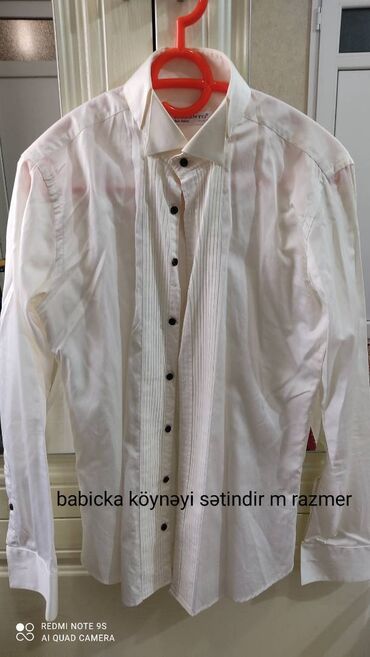 Köynəklər: Təcili satilir. Kişi Köynəklər hər biri 7 man.her bir köynəyin şekli — 11