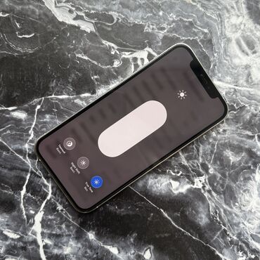 Apple iPhone: IPhone 12 Pro, Б/у, 256 ГБ, Белый, Чехол, 80 % — 14