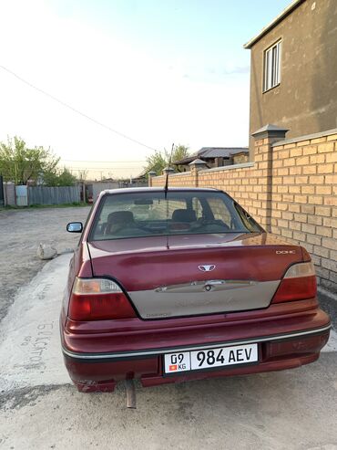 Daewoo: Daewoo Nexia: 2004 г., 1.5 л, Механика, Бензин, Седан