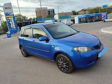 Mazda: Mazda Verisa: 2003 г., Хэтчбэк — 3