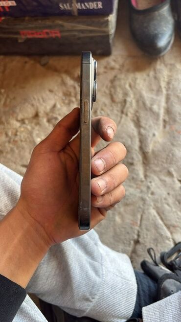 мегаком сим: IPhone 15 Pro, Б/у, 256 ГБ, Black Titanium, 90 %