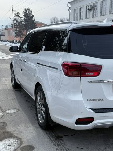 Kia: Kia Carnival: 2018 г., 2.2 л, Автомат, Дизель, Минивэн — 2