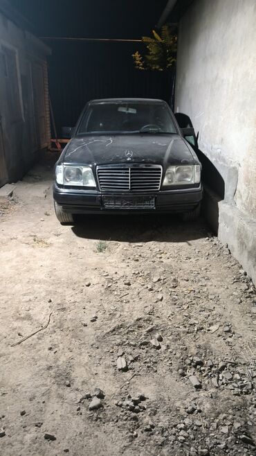 мерседес 123 салон: Mercedes-Benz 220: 1994 г., 2.2 л, Автоматические, Бензин, Седан