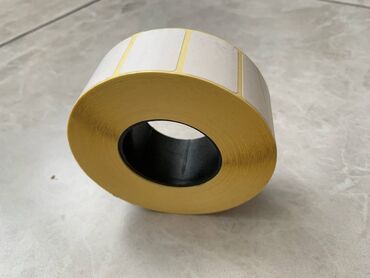 Канцтовары: АКЦИЯ!!! Термоэтикетки 30х20х40 1600 шт наклеек в рулоне, тройной — 3