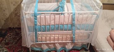 детский комплект постельного белья в кроватку: Односпальная кровать, Для девочки, Для мальчика, Б/у