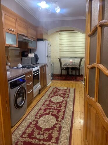 lenkeran günlük ev: Mənzil – tam mebelli və texnikalı - İşıqlı, geniş zal: divarlı TV