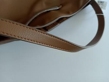 Putni koferi i torbe: Ženska torba – shopper/hobo stil, boja topli karamelnosmeđa. - — 6