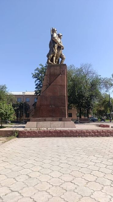 антикварные магазины бишкек: Ассаламу алейкум грузчик балдар бар саатына 500 дон кобунчо договор