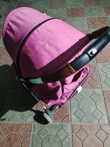 детские коляски трехколесные: Коляска, цвет - Розовый, Б/у