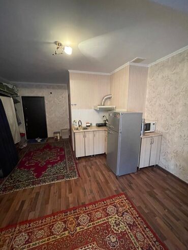 в аренду под швейный цех: 1 комната, 37 м², Индивидуалка, 4 этаж, Косметический ремонт