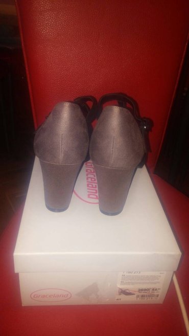 Salonke: Salonke, Graceland, 41 — 6