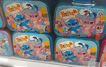 chanel dzemper: 🌸 Stitch kofer sa šminkom – u dve boje Presladak Stitch koferčić sa — 1