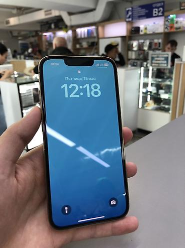 Apple iPhone: IPhone 13 Pro, Б/у, 128 ГБ, Золотой, Зарядное устройство, Защитное стекло, Чехол, 75 % — 2