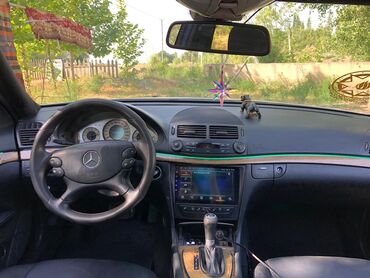 cesqa arxa stop: Mercedes-Benz E 350: 3.5 l | 2008 il Sedan