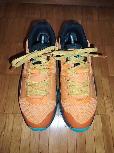 off white: Nike patike – niskoprofilni model za košarku/trening Ug 25cm - — 1