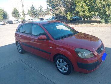 kia qiymətləri: Kia Rio: 1.4 л | 2005 г. Хэтчбэк