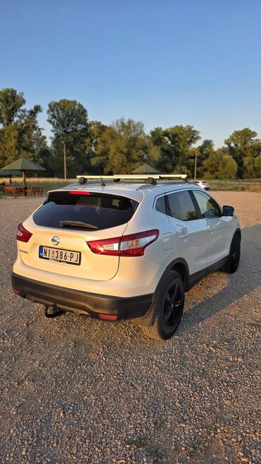 Nissan: Nissan Qashqai: 1.6 l | 2014 г. SUV/4x4 — 4