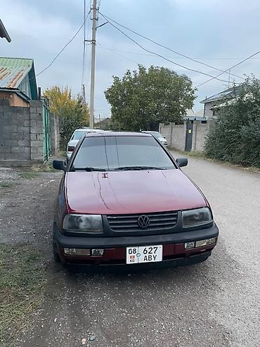 Volkswagen: Volkswagen Vento: 1992 г., 1.8 л, Бензин, Седан — 6